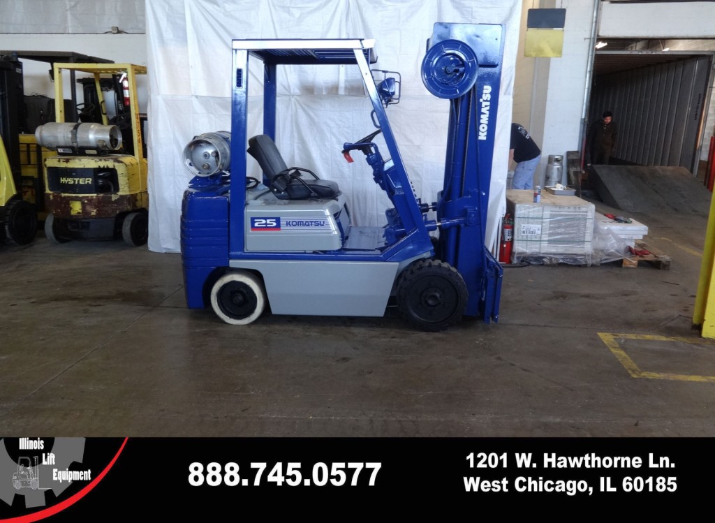 Komatsu FG25ST-11 Forklift on Sale in Texas