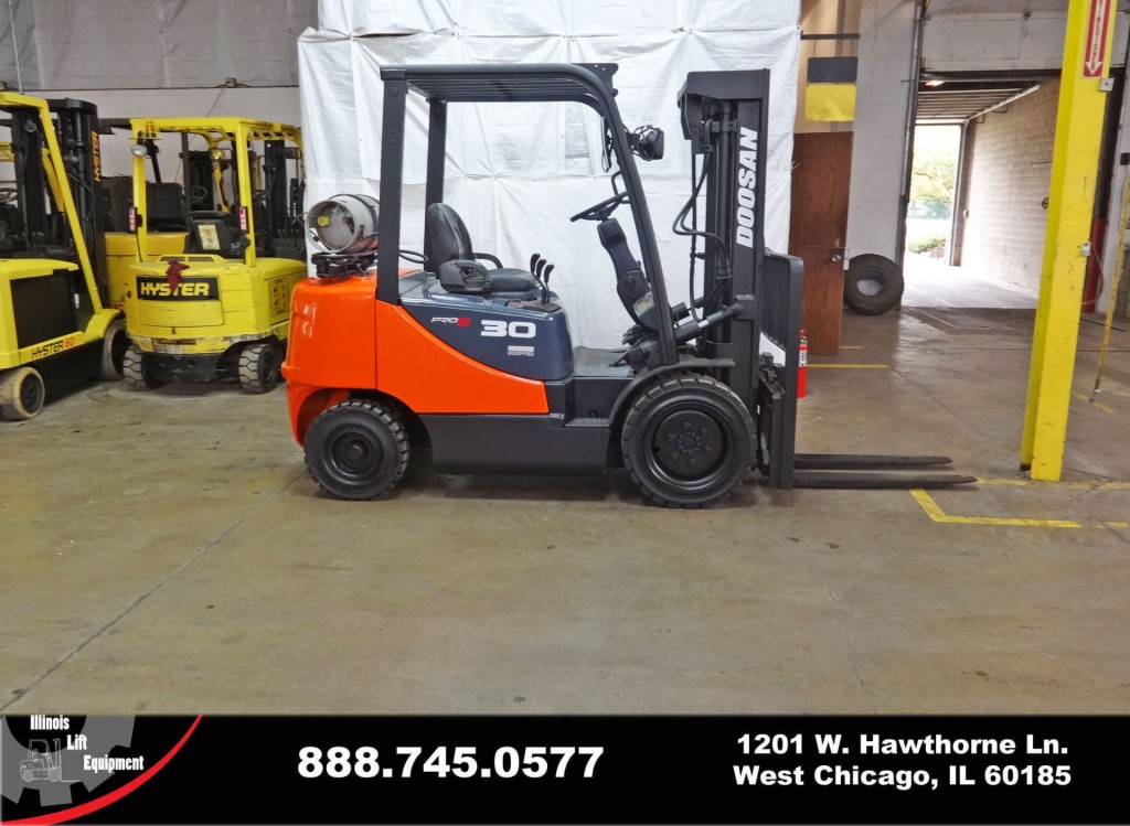  2009 Doosan G30E-5 Forklift on Sale in Texas