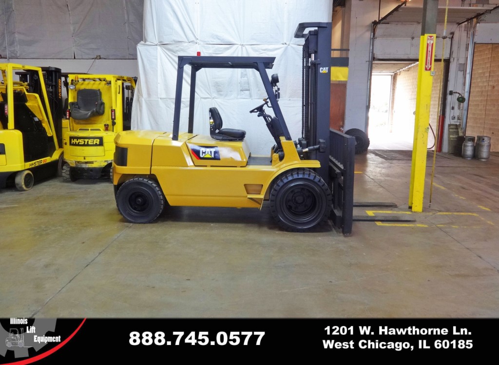 2000 Caterpillar DP45 Forklift On Sale in Texas