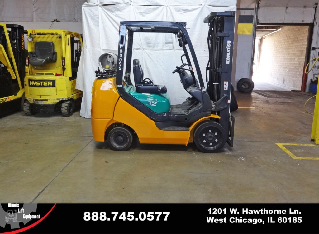 2010 Komatsu FG32SHT-16 Forklift on Sale in Texas