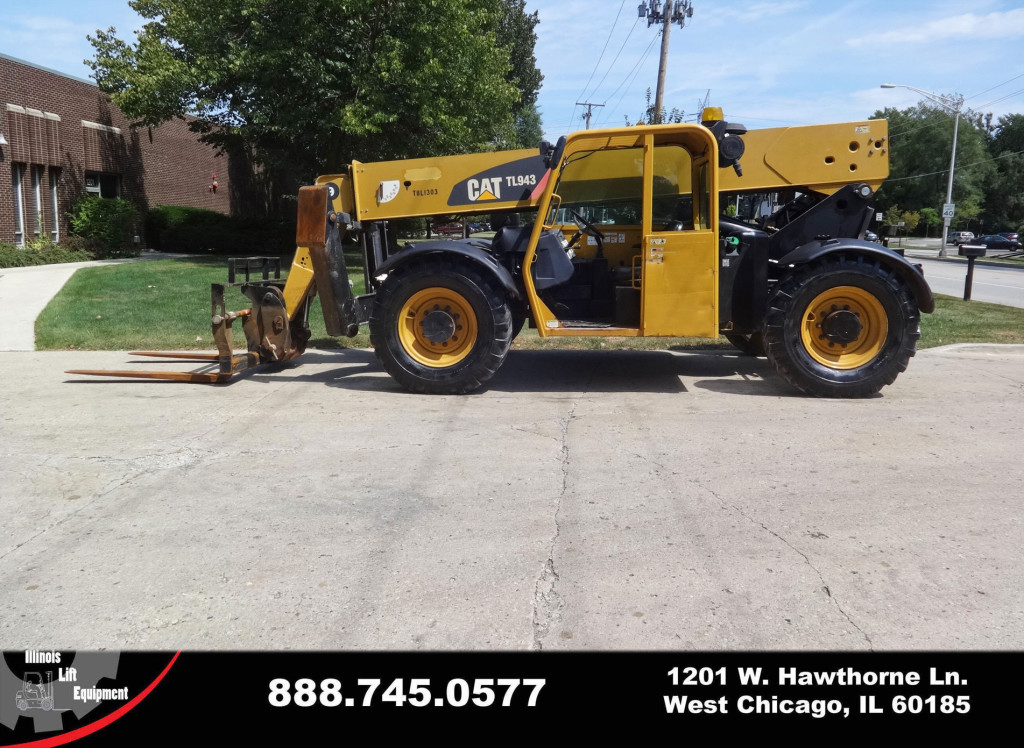 2008 Caterpillar TL943 Telehandler on sale in Texas