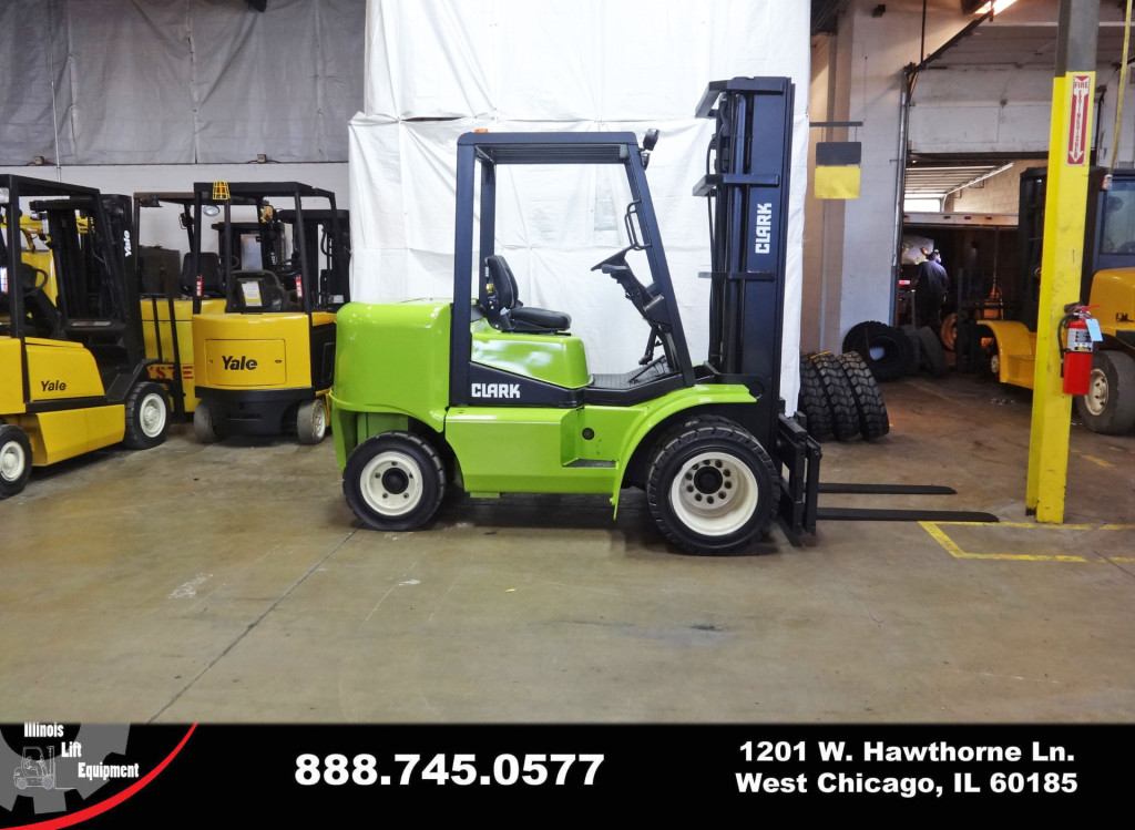 1999 Clark CGP40 Forklift on Sale in Texas