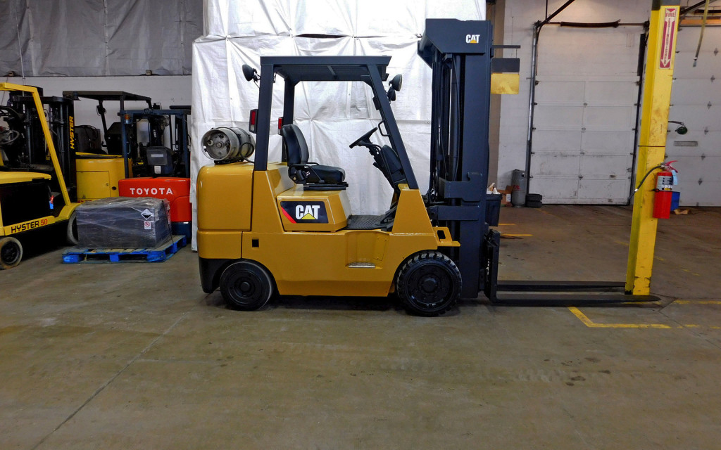 2007 Caterpillar GC40K Forklift on Sale in Texas