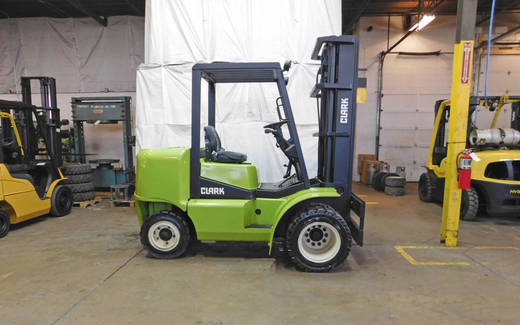  1999 Clark CGP40 Forklift On Sale in Texas