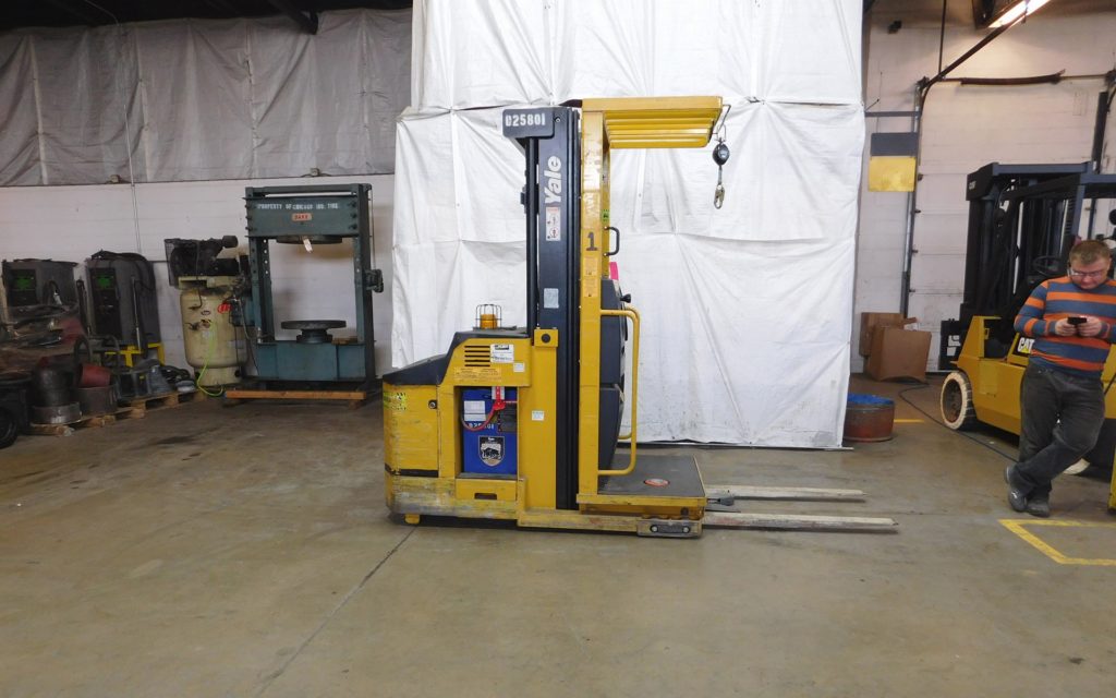  2005 Yale OS030 Order Picker Truck on Sale in Texas