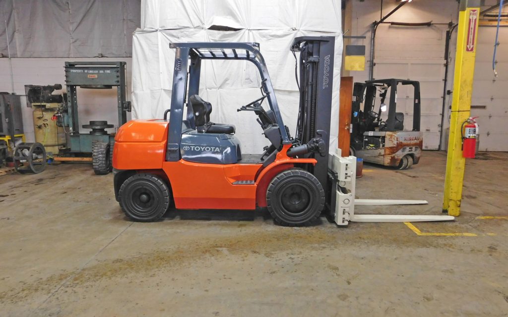  2012 Toyota 7FDU35 Forklift On Sale in Texas